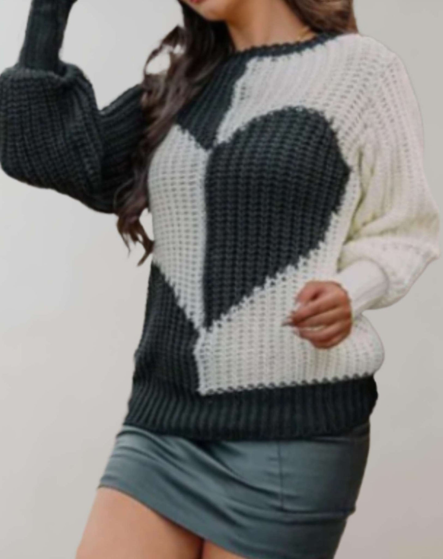 Aurelia | Cozy Heart Pattern Women's Sweater for Comfort